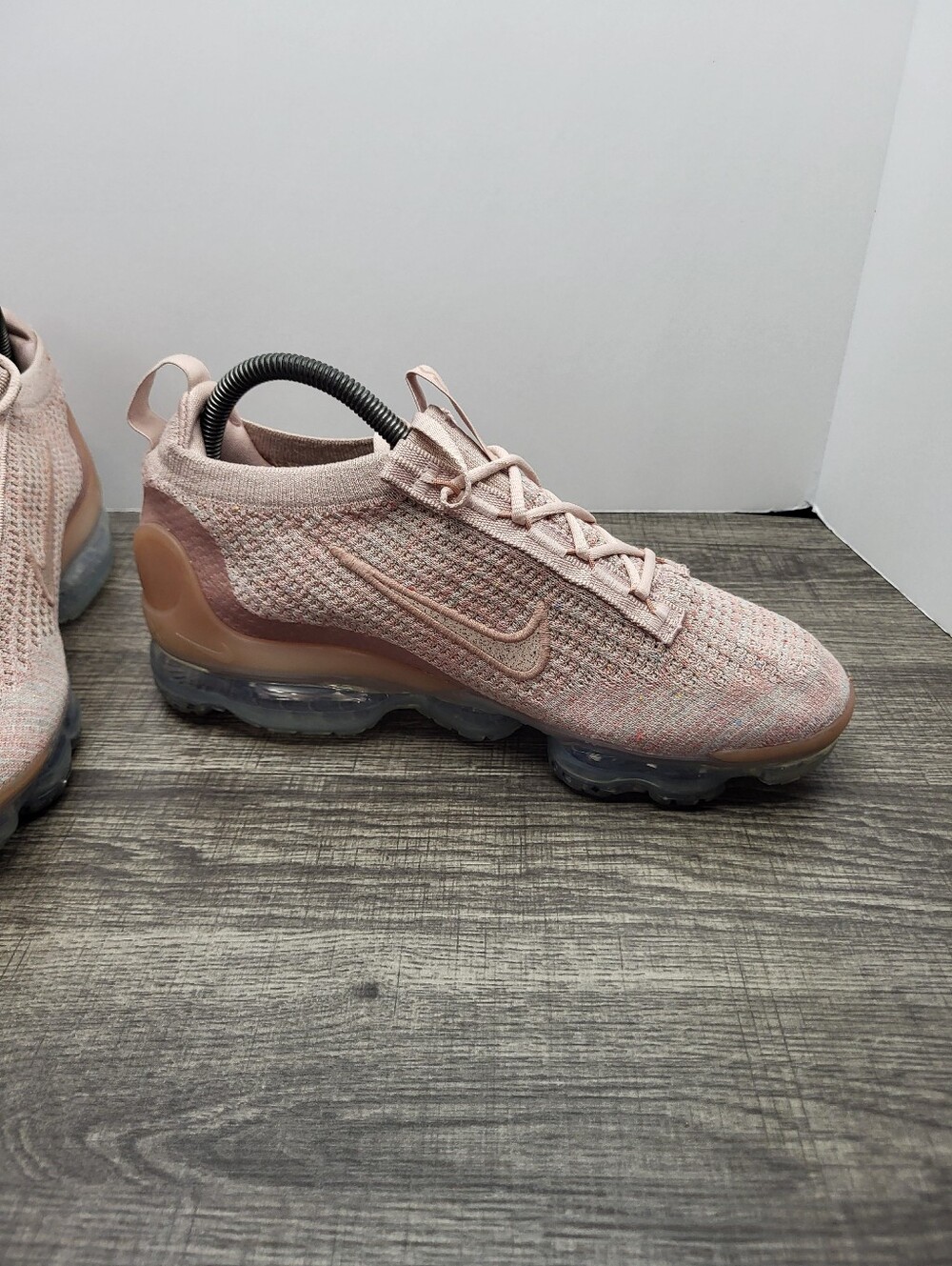 Nike Air VaporMax Flyknit Shoes Pink Oxford Running Sneakers Womens Size 9 - Picture 3 of 10